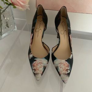 Jessica Simpson floral pumps